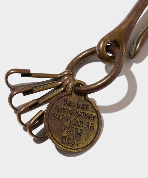 DELUXE（デラックス）の「FREAK OUT（キーケース/キーアクセサリー・メンズ・ブラック/シルバー/ゴールド・FREE）」の6枚目の写真