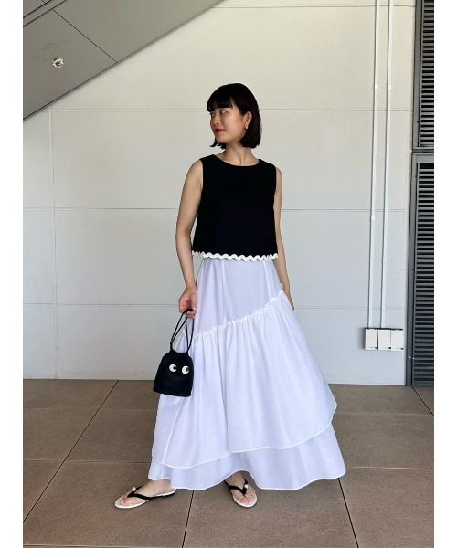 ESTNATION(エストネーション)の「ESTNATION / アシンメトリー エアリー スカート(スカート・レディース・ホワイト/ライトグリーン・36/38)」の9枚目の写真