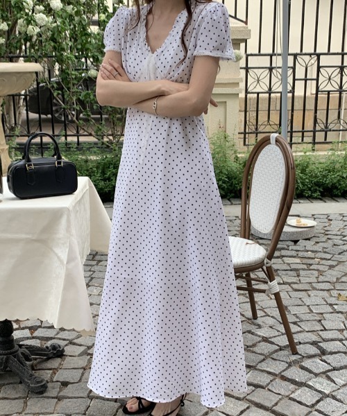 FAVORITO(ファヴォリート)の「ドット柄ワンピース(ワンピース・レディース・ネイビー/レッド/ホワイト・F)」の11枚目の写真