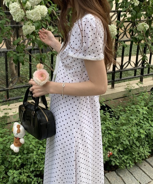 FAVORITO(ファヴォリート)の「ドット柄ワンピース(ワンピース・レディース・ネイビー/レッド/ホワイト・F)」の18枚目の写真