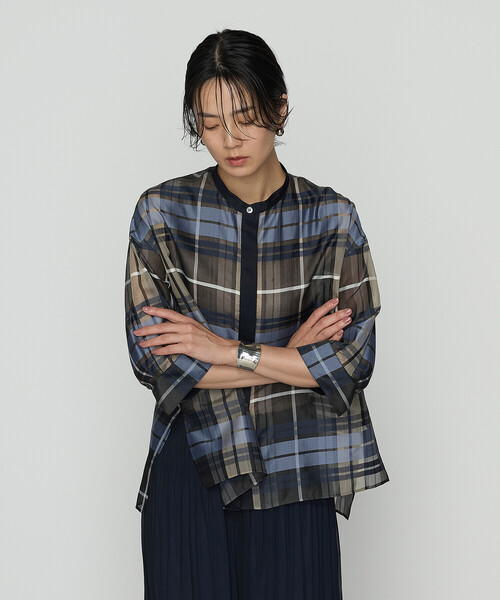K.T KIYOKO TAKASE（キヨコタカセ）の「シルクドビーチェックビックシルエット シャツ羽織（シャツ/ブラウス・レディース・ブルー系その他/ブラウン系その他・9号/7号）」の14枚目の写真
