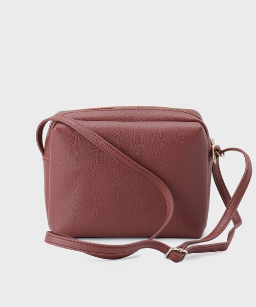 OPAQUE.CLIP（オペークドットクリップ）の「【長さ調節可能】ラウンドスクエアマチ付きミニショルダーバッグ（ショルダーバッグ・レディース・アイボリー/ブラック/ボルドー・00）」の14枚目の写真