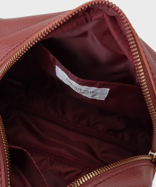 OPAQUE.CLIP（オペークドットクリップ）の「【長さ調節可能】ラウンドスクエアマチ付きミニショルダーバッグ（ショルダーバッグ・レディース・アイボリー/ブラック/ボルドー・00）」の8枚目の写真