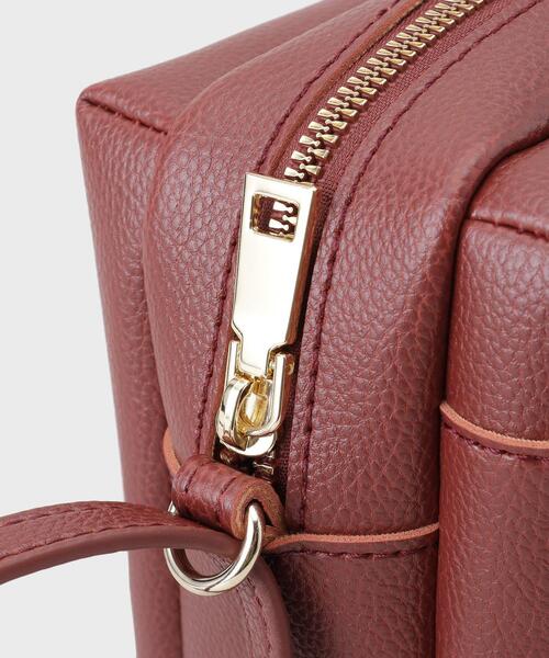 OPAQUE.CLIP（オペークドットクリップ）の「【長さ調節可能】ラウンドスクエアマチ付きミニショルダーバッグ（ショルダーバッグ・レディース・アイボリー/ブラック/ボルドー・00）」の5枚目の写真