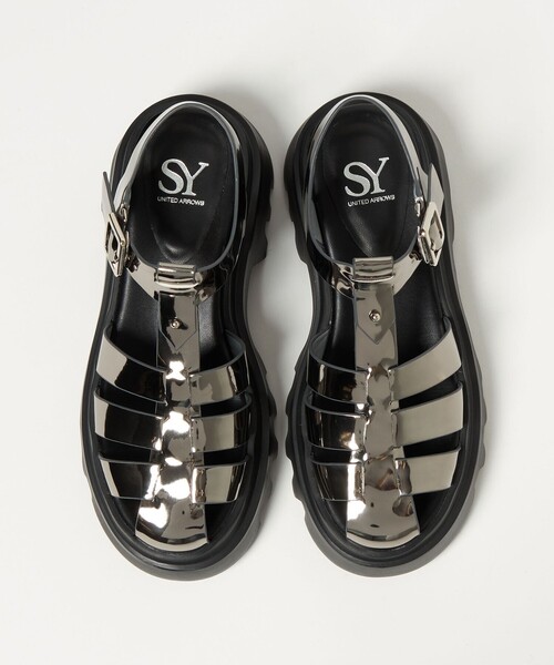 SY UNITED ARROWS（シーユナイテッドアローズ）の「＜SY＞ ボリュームソールグルカフラット60↑（サンダル・レディース・ブラック/オフホワイト/シルバー・22.5cm/23cm/23.5cm/24cm/24.5cm/25cm）」の5枚目の写真