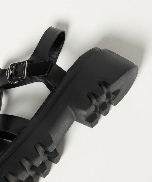 SY UNITED ARROWS（シーユナイテッドアローズ）の「＜SY＞ ボリュームソールグルカフラット60↑（サンダル・レディース・ブラック/オフホワイト/シルバー・22.5cm/23cm/23.5cm/24cm/24.5cm/25cm）」の17枚目の写真