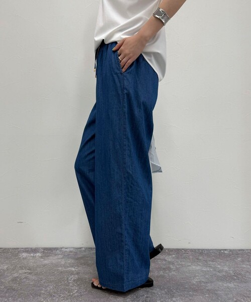 fredy emue（フレディエミュ）の「ライトオンスデニムイージーパンツ（デニムパンツ・レディース・ブルー/ネイビー・38/36）」の9枚目の写真