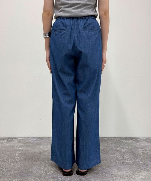 fredy emue（フレディエミュ）の「ライトオンスデニムイージーパンツ（デニムパンツ・レディース・ブルー/ネイビー・38/36）」の14枚目の写真