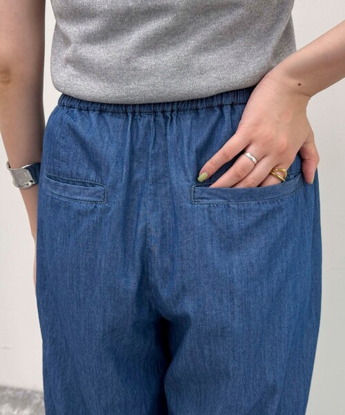 fredy emue（フレディエミュ）の「ライトオンスデニムイージーパンツ（デニムパンツ・レディース・ブルー/ネイビー・38/36）」の15枚目の写真