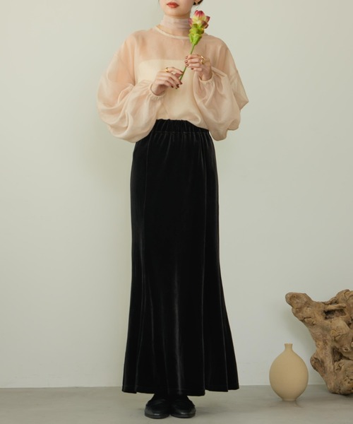 hinari（ヒナリ）の「ベロアマーメードスカート（スカート・レディース・ブラック/アイボリー・FREE/X-SMALL/SMALL）」の2枚目の写真