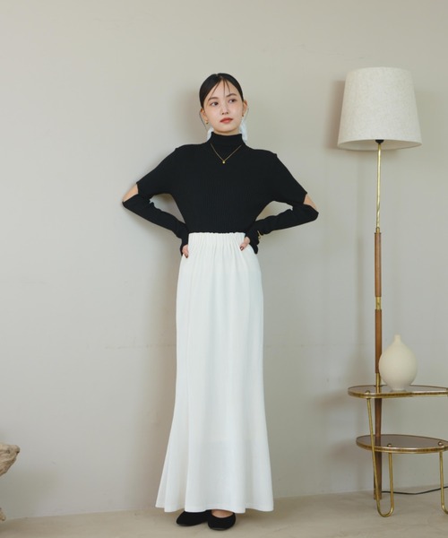 hinari（ヒナリ）の「ベロアマーメードスカート（スカート・レディース・ブラック/アイボリー・FREE/X-SMALL/SMALL）」の14枚目の写真