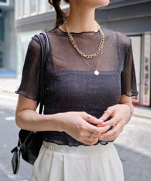 STYLEBLOCK(スタイルブロック)の「ショート丈メロウ加工ラメシアーTシャツ(Tシャツ/カットソー・レディース・アイボリー/ブラック/ライトグレー・FREE)」の3枚目の写真