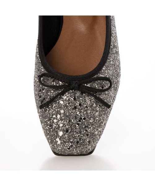 EVOL（イーボル）の「【軽量・柔らかい】グリッターフラットバレエ IZ5781（パンプス・レディース・ピンク/ブラック/ゴールド/ホワイト・22.5cm/23.5cm/24.5cm/23.0cm/24.0cm/25.0cm/22.0cm）」の9枚目の写真