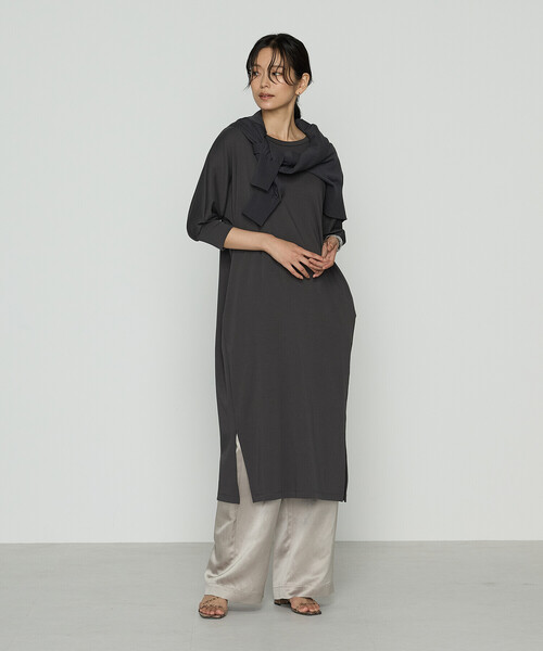 COMME CA（コムサ）の「コンパクトベアフライス カットソーワンピース（ワンピース・レディース・ブラック/チャコール・FREE）」の5枚目の写真