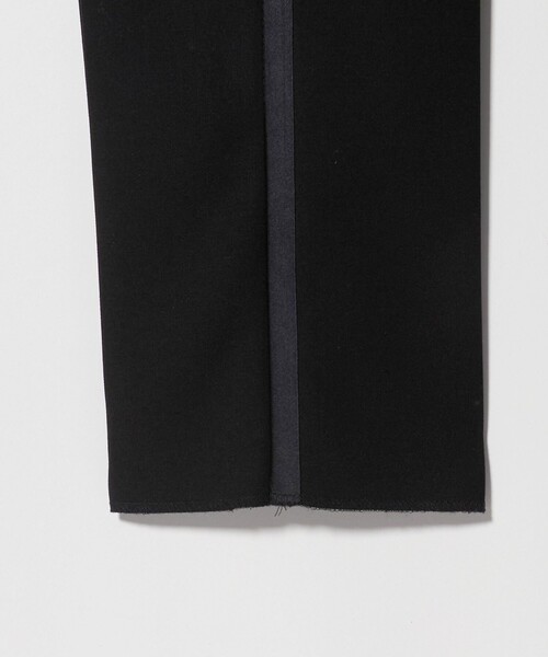 UNITED ARROWS（ユナイテッドアローズ）の「ブラック アジャスター ノープリーツ タキシードパンツ（スーツパンツ・メンズ・ブラック・50/44/46/48）」の3枚目の写真