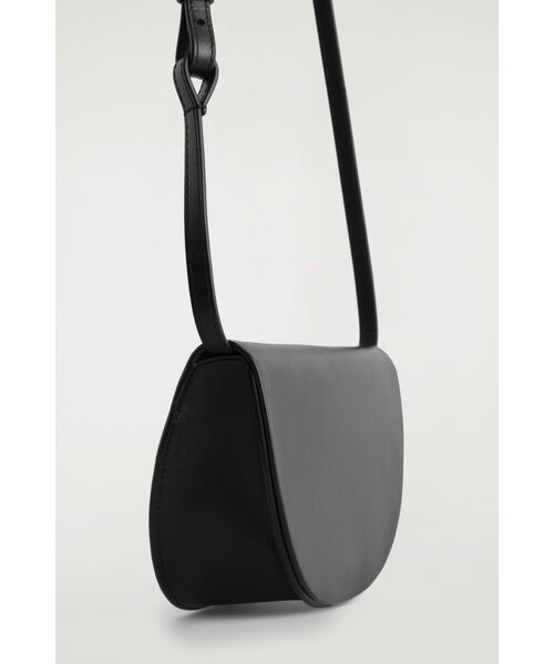 セール】クロスボディバッグ（レザー）（ショルダーバッグ）｜COS