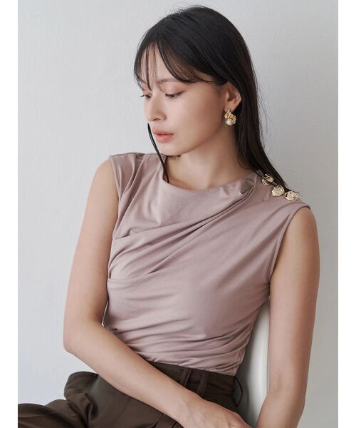 TONAL（トーナル）の「タックアシメフレンチカットソー（Tシャツ/カットソー・レディース・ブラック/ブラウン/ピンク・MEDIUM）」の4枚目の写真