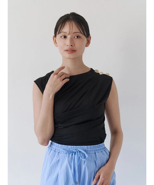 TONAL（トーナル）の「タックアシメフレンチカットソー（Tシャツ/カットソー・レディース・ブラック/ブラウン/ピンク・MEDIUM）」の6枚目の写真