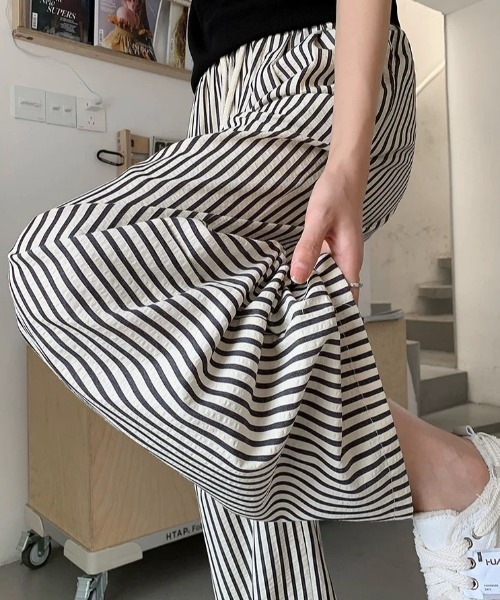 GORGE（ゴージ）の「《ゆる映え柄パンツ》ストライプ＆チェック／楽ちん美ラインワイド（その他パンツ・レディース・ブラウン/ブラック/ブルー/チェック・F）」の5枚目の写真