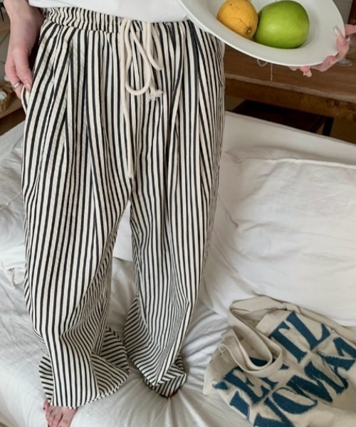 GORGE（ゴージ）の「《ゆる映え柄パンツ》ストライプ＆チェック／楽ちん美ラインワイド（その他パンツ・レディース・ブラウン/ブラック/ブルー/チェック・F）」の13枚目の写真