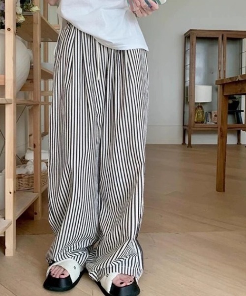 GORGE（ゴージ）の「《ゆる映え柄パンツ》ストライプ＆チェック／楽ちん美ラインワイド（その他パンツ・レディース・ブラウン/ブラック/ブルー/チェック・F）」の14枚目の写真