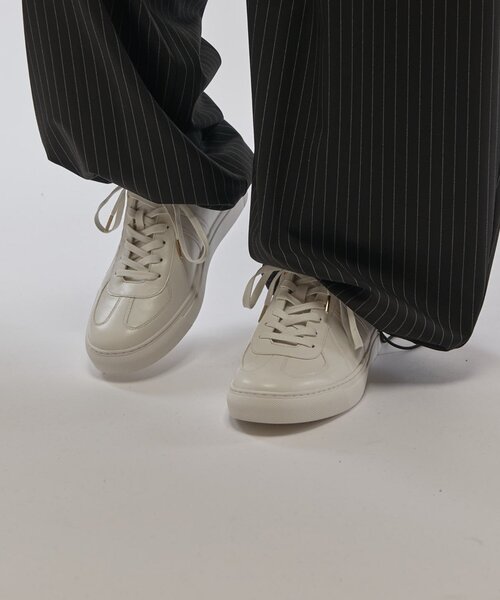 Lui's（ルイス）の「ミニマルトレーナーシューズ（スニーカー・メンズ・ホワイト/ブラック・41/42/43）」の8枚目の写真