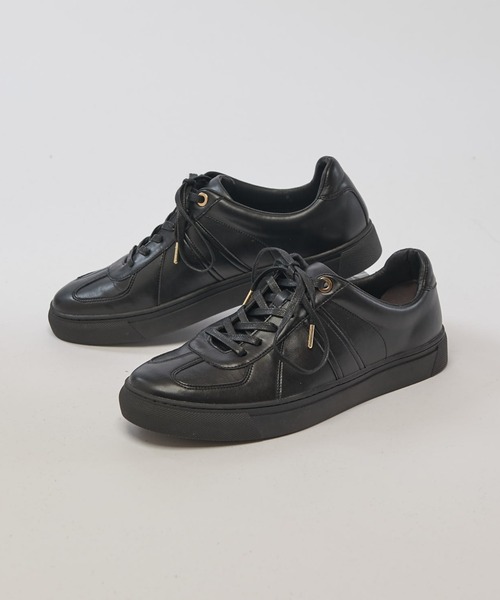 Lui's（ルイス）の「ミニマルトレーナーシューズ（スニーカー・メンズ・ホワイト/ブラック・41/42/43）」の2枚目の写真