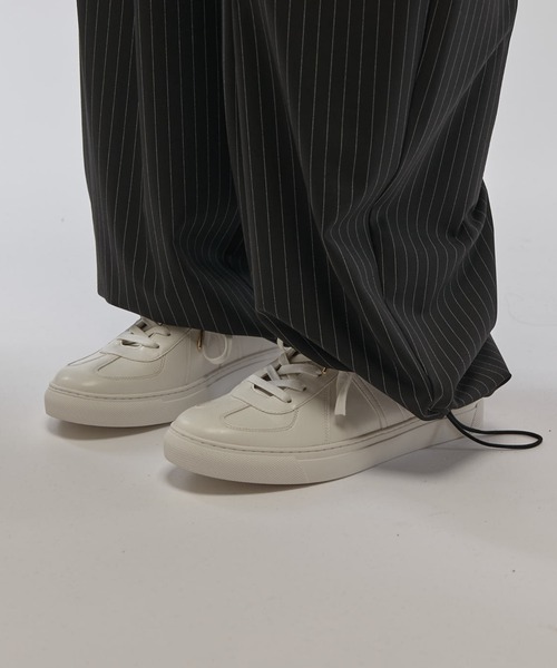 Lui's（ルイス）の「ミニマルトレーナーシューズ（スニーカー・メンズ・ホワイト/ブラック・41/42/43）」の20枚目の写真