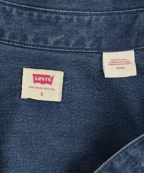 Levi's（リーバイス）の「別注【LEVI’S/リーバイス】デニムシャツ（シャツ/ブラウス・レディース・ブルー・X-SMALL/SMALL）」の12枚目の写真