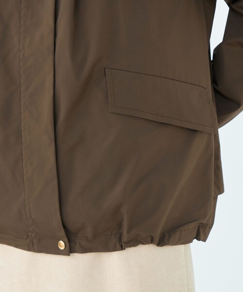 BALLSEY（ボールジィ）の「ハイカウントタフタ フーデッドショートコート（ブルゾン・レディース・ネイビー/カーキ・36）」の11枚目の写真