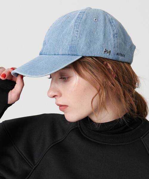ASTRAET（アストラット）の「＜ASTRAET＞デニム ベースボールキャップ（キャップ・レディース・ライトブルー・FREE）」の2枚目の写真