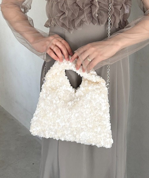 MYMOOD.(マイムード)の「2WAYスパンコールハンドバッグ/ショルダーバッグ オケージョンバッグ パーティーバッグ 結婚式 お呼ばれ(クラッチバッグ・レディース・ブラック/アイボリー・FREE)」の5枚目の写真