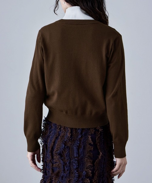 etoll.（エトル）の「ベーシッククルーネックカーディガン（カーディガン/ボレロ・レディース・オフホワイト/グレー/ブラック/レッド/ブラウン・M）」の7枚目の写真