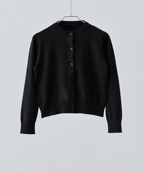 etoll.（エトル）の「ベーシッククルーネックカーディガン（カーディガン/ボレロ・レディース・オフホワイト/グレー/ブラック/レッド/ブラウン・M）」の10枚目の写真