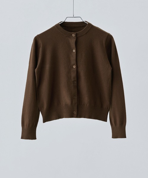 etoll.（エトル）の「ベーシッククルーネックカーディガン（カーディガン/ボレロ・レディース・オフホワイト/グレー/ブラック/レッド/ブラウン・M）」の14枚目の写真