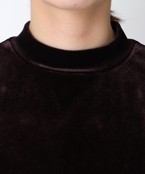 Three Four Time（ｽﾘｰﾌｫｰﾀｲﾑ）の「ベロアチューリップトップス（シャツ/ブラウス・レディース・ブラウン/ブラック・FREE）」の22枚目の写真