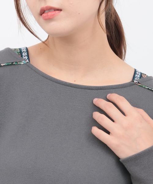 チチカカ（チチカカ）の「スウェット肩チロリープルオーバー（Tシャツ/カットソー・レディース・レッド/オフホワイト/チャコールグレー・FREE）」の13枚目の写真