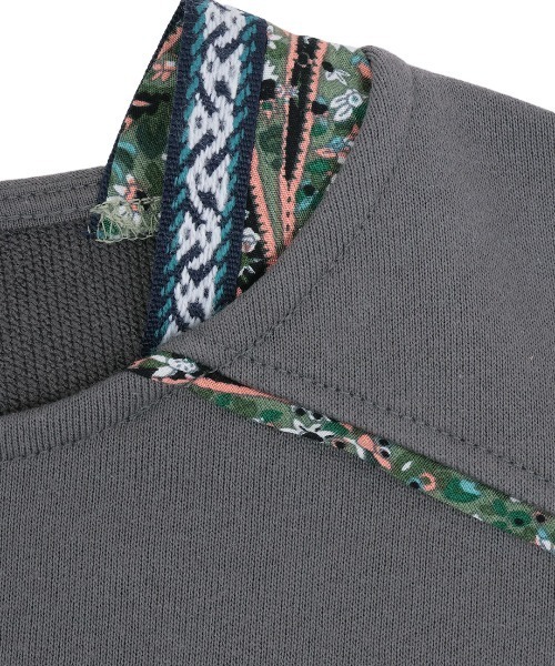 チチカカ（チチカカ）の「スウェット肩チロリープルオーバー（Tシャツ/カットソー・レディース・レッド/オフホワイト/チャコールグレー・FREE）」の17枚目の写真