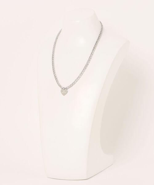 Heather(ヘザー)の「モチーフハートチェーンネックレス 592718(ネックレス・レディース・シルバー/ゴールド・ONE SIZE)」の4枚目の写真
