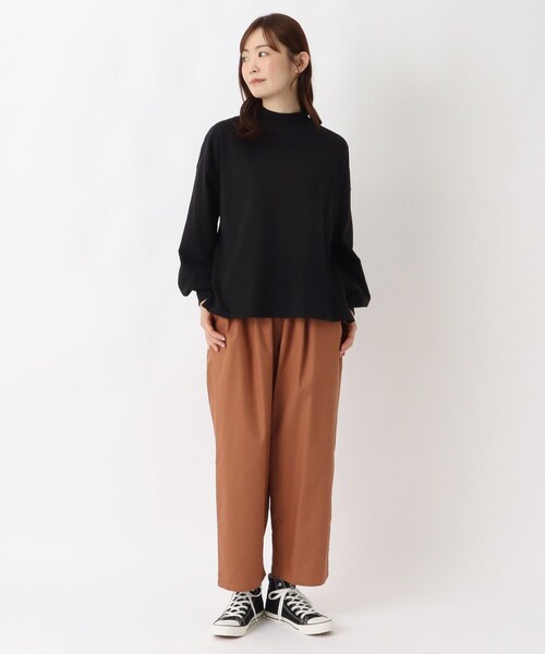 one'sterrace（ワンズテラス）の「PU混 9分丈ワイドテーパードパンツ（その他パンツ・レディース・ダークブラウン系8/ベージュ系8/ネイビー系5・02）」の18枚目の写真