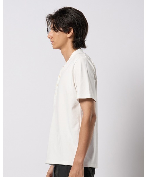 wjk（ダヴルジェイケイ）の「luxury cotton smart collar S/S（Tシャツ/カットソー・メンズ・ホワイト/ブラック/グレイッシュベージュ・SMALL/MEDIUM/LARGE/X-LARGE）」の5枚目の写真