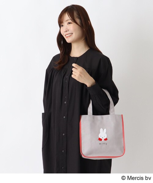 one'sterrace(ワンズテラス)の「Dick Bruna miffy トートバッグ チェックサガラ(その他雑貨・レディース・ブルー系その他7/レッド系9・99)」の10枚目の写真