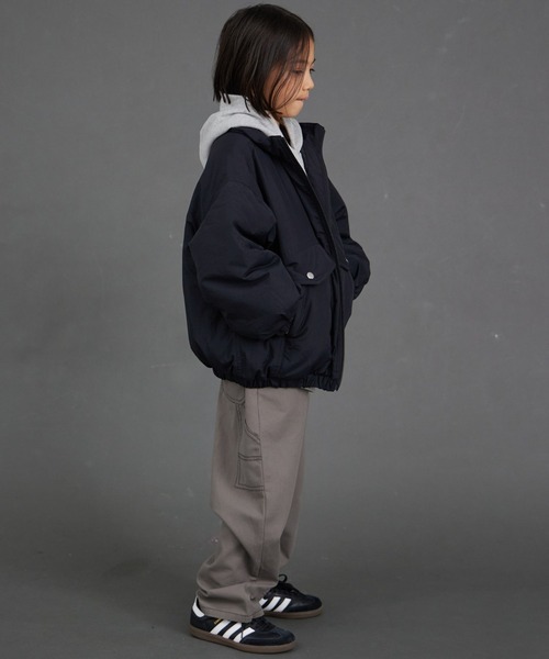 PAIRMANON STREET（ペアマノンストリート）の「【エアサーマル】中わた スタンドカラー ジャケット【PAIRMANON STREET】（ダウンジャケット/コート・キッズ・ブラック/オフホワイト/チャコールグレー・100/110/120/130/140/150/160/90）」の17枚目の写真