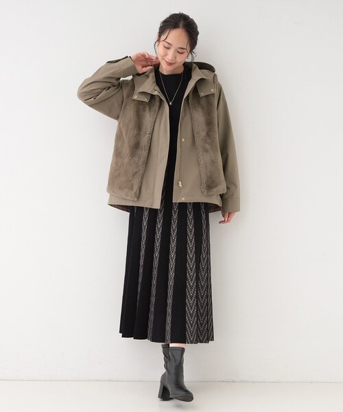 DRESKIP(ドレスキップ)の「【撥水/マルチWAY】フェイクファーライナー付き 欲張りマンパ(ブルゾン・レディース・ブラウン系/ブラック/ライトベージュ/ベージュ・01/04/03/02)」の5枚目の写真