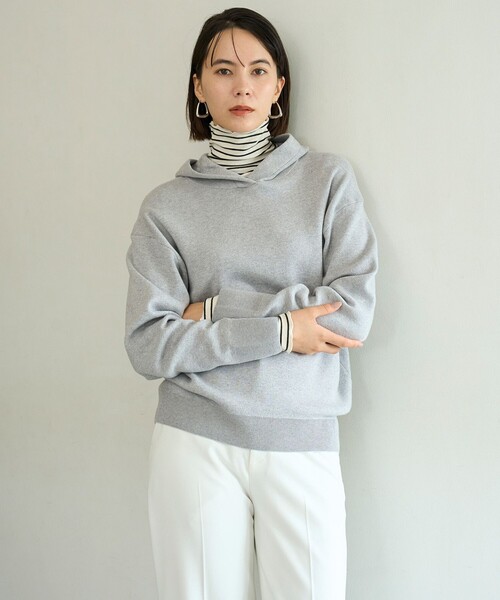 UNFILO（アンフィーロ）の「コットンカシミヤニット フーディ（ニット/セーター・レディース・ブラック系/ライトグレー系/ベージュ系/グレー系/ピンク系・MEDIUM/SMALL）」の2枚目の写真