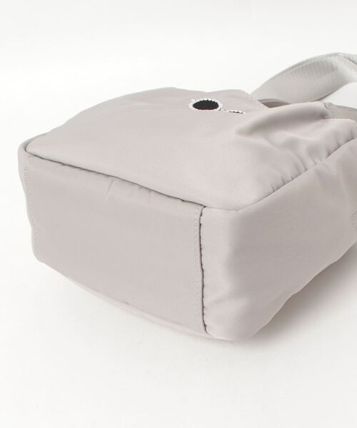 a-jolie（アジョリー）の「a-jolie パールサングラスちゃん ミニナイロンバッグ（ハンドバッグ・レディース・ピンク/グレー/ブラック・FREE）」の7枚目の写真