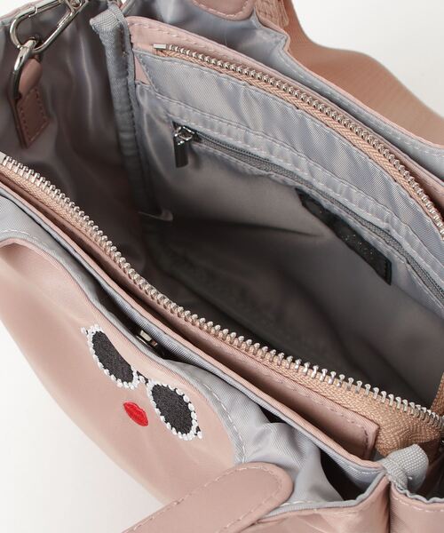 a-jolie（アジョリー）の「a-jolie パールサングラスちゃん ミニナイロンバッグ（ハンドバッグ・レディース・ピンク/グレー/ブラック・FREE）」の9枚目の写真