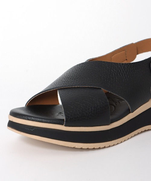 Jines（ジネス）の「クロスデザインサンダル【オーマイ サンダルズ/Oh my Sandals】（サンダル・レディース・アイボリー/ブラック・37/36）」の8枚目の写真