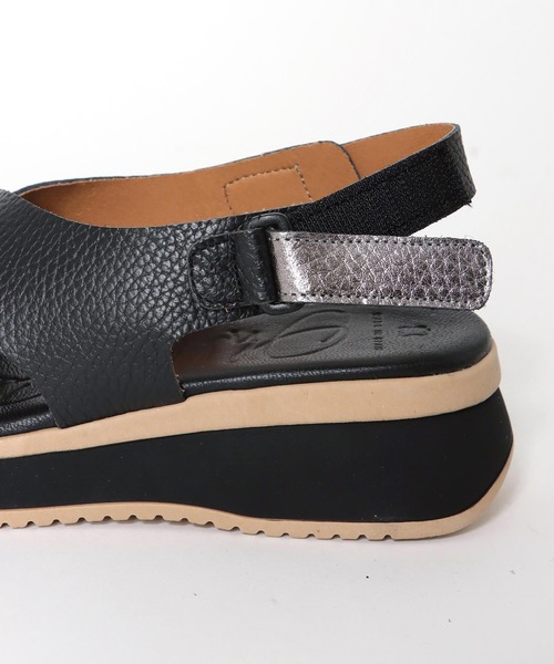 Jines（ジネス）の「クロスデザインサンダル【オーマイ サンダルズ/Oh my Sandals】（サンダル・レディース・アイボリー/ブラック・37/36）」の9枚目の写真