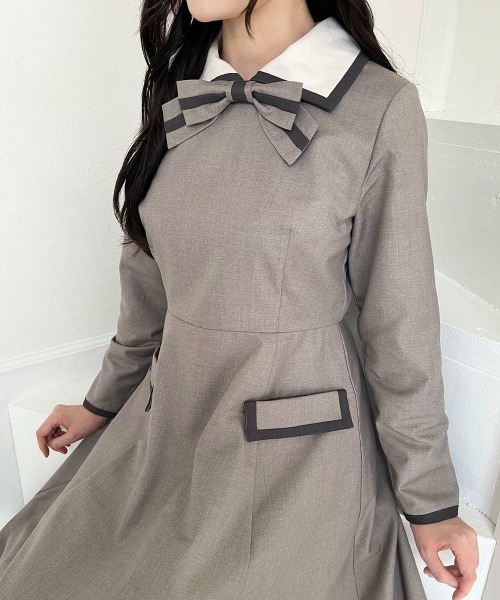 F i.n.t（フィント）の「ラインボウタイバイカラーワンピース（ワンピース・レディース・ライトグレー/ベージュ・FREE）」の6枚目の写真